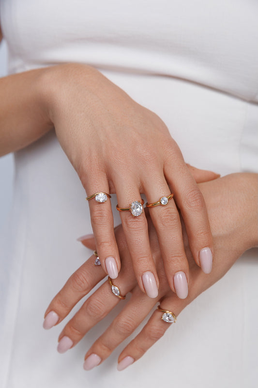 BEZEL CUT RING