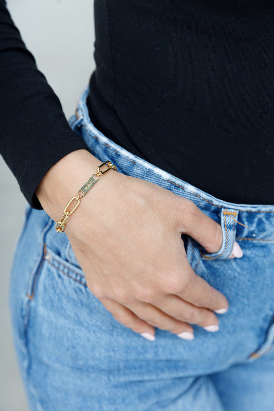 PAPER CLIP NAME BRACELET Limlim fashion accessories