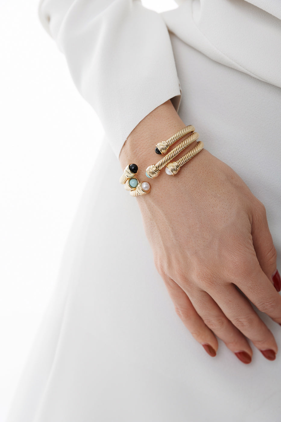 TWISTED BANGLE – Limlim fashion accessories