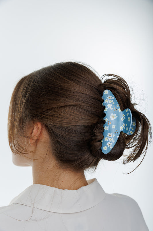 DAISY CLIP