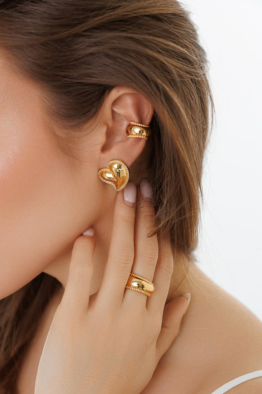 HEART STATEMENT EARRINGS