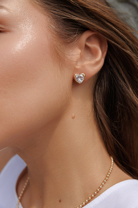 CRYSTAL HEART STUD