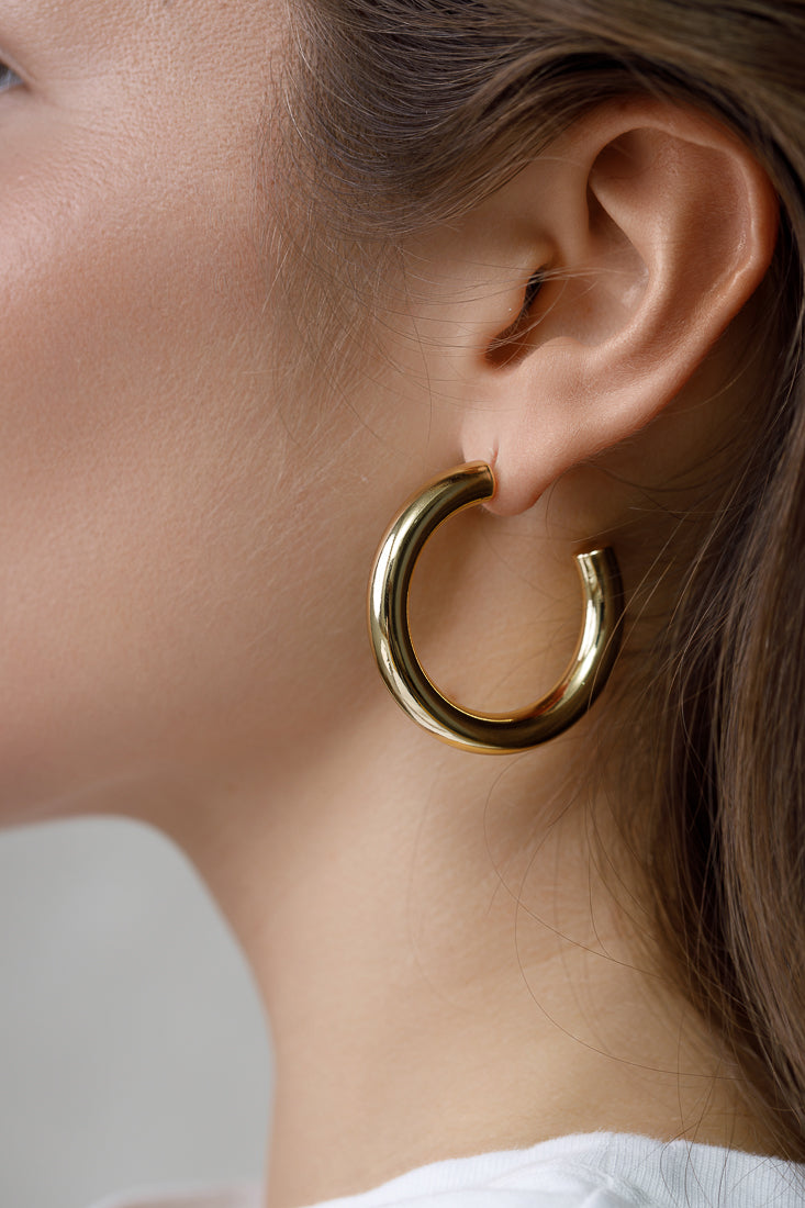 BOLD TUBE HOOPS Limlim fashion accessories