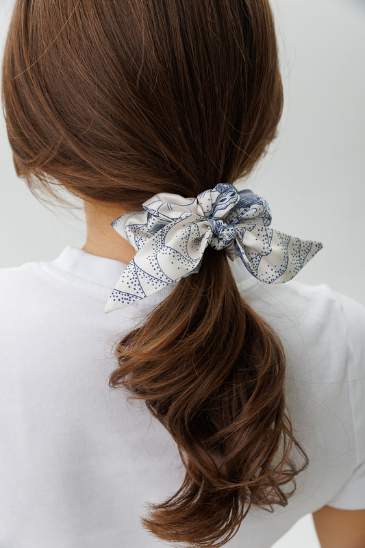 SATIN BOW SCRUNCHIES