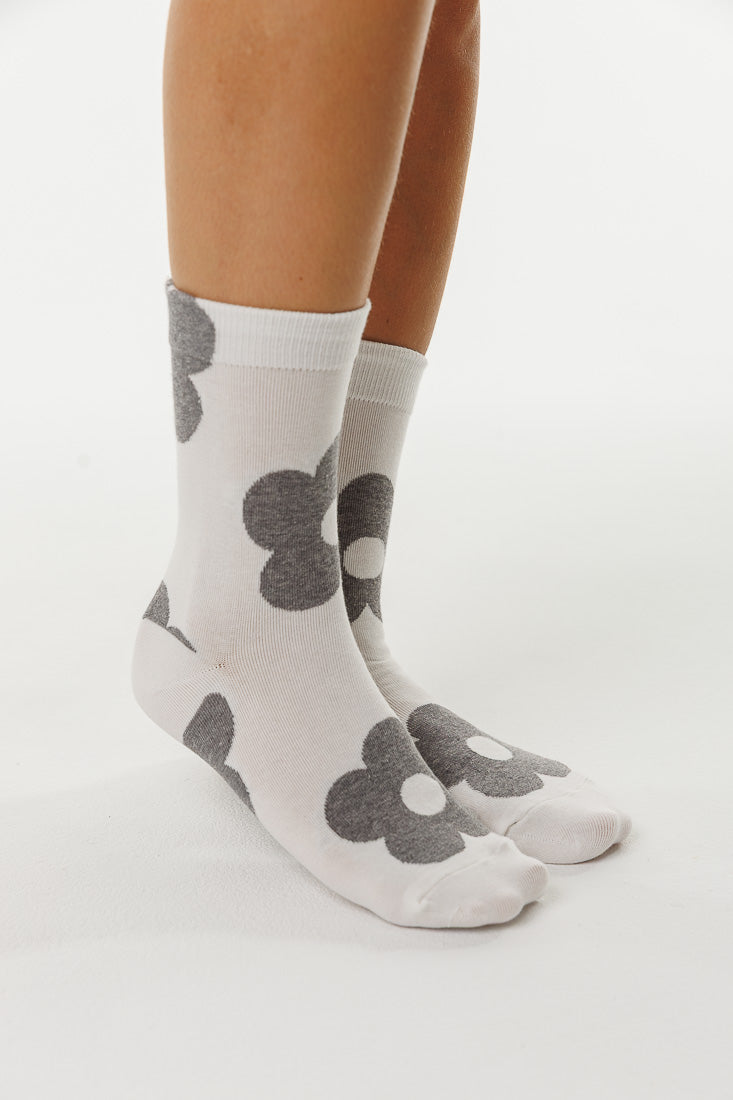 LARGE FLOWER SOCKS Limlim fashion accessories