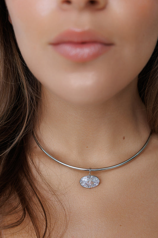 LARGE OVAL BEZEL COLAR