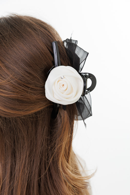 ROSE SATIN CLIP