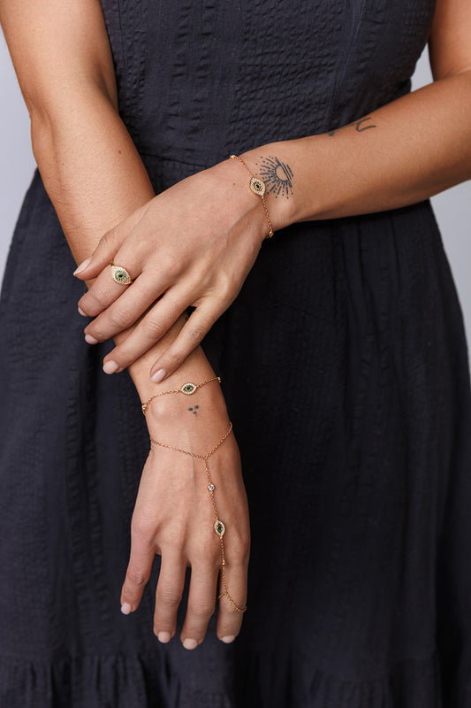 BEZEL PAVE EMERALD EYE BRACELET