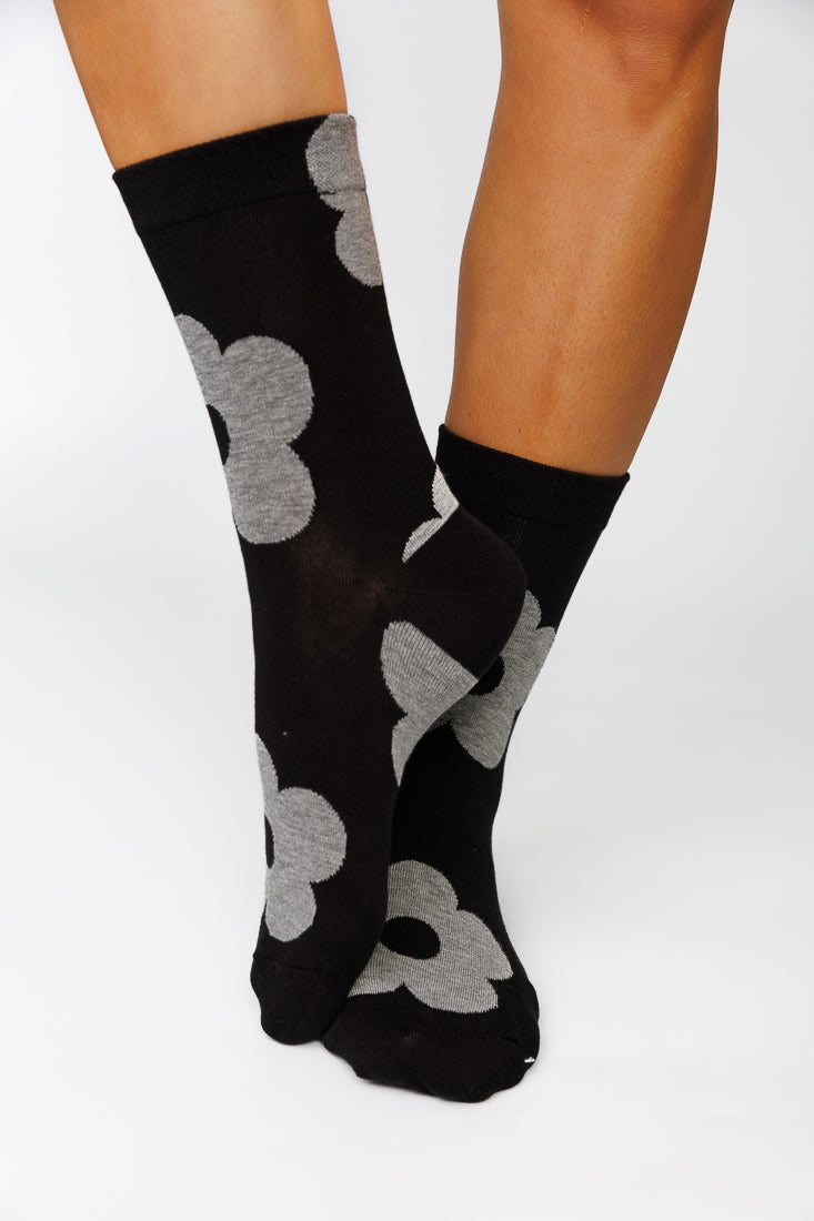 LARGE FLOWER SOCKS Limlim fashion accessories