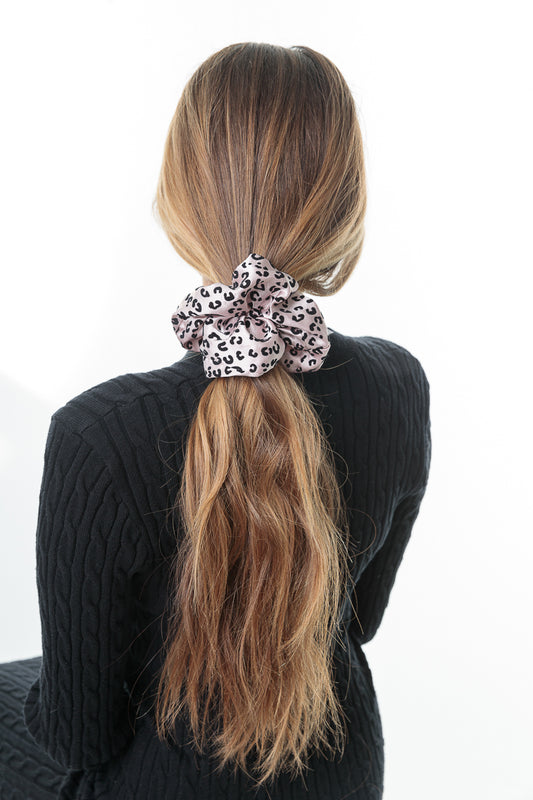 LEOPARD VELVET MOTIF SCRUNCHIE