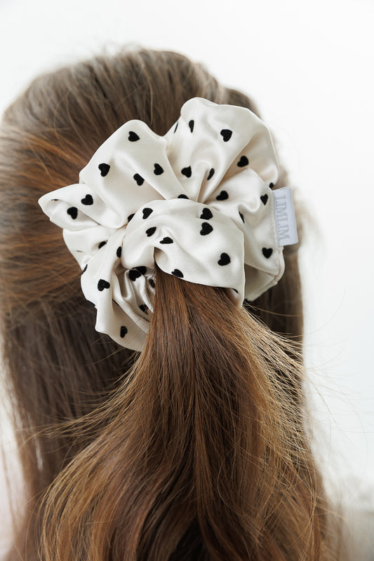 SOFT SATIN VELVET HEART SCRUNCHIE