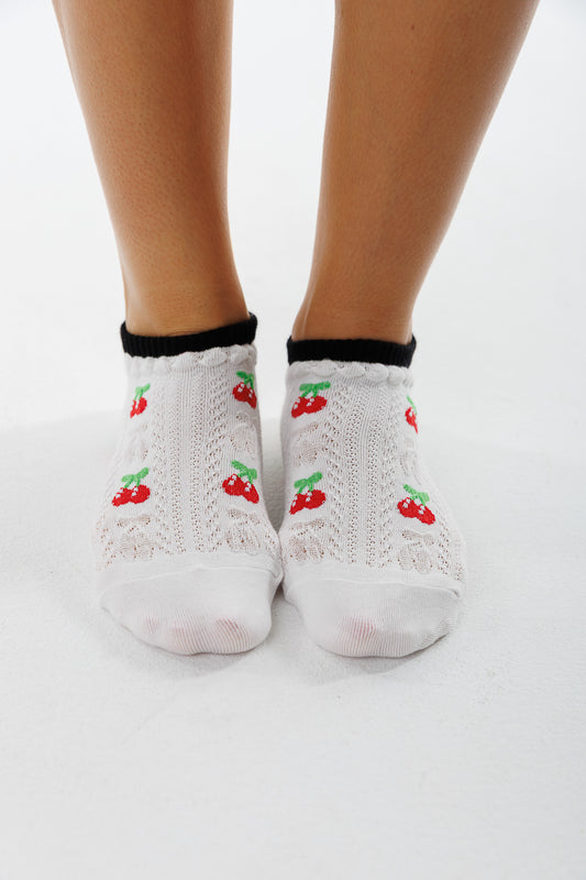 SHORT FRILL NO SHOW CHERRY SOCKS 2 PACK