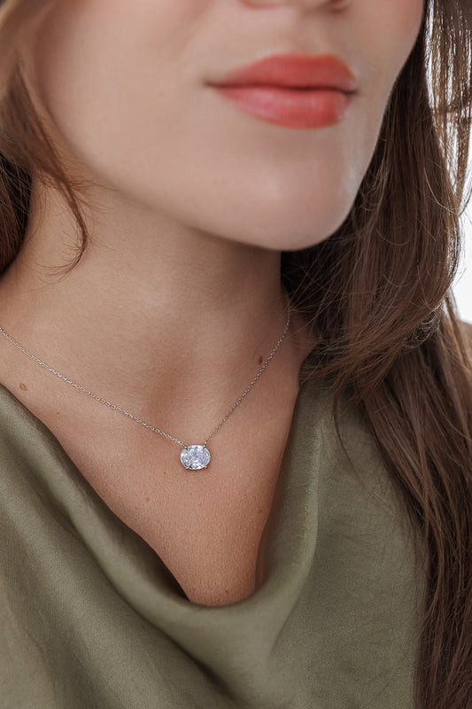 OVAL SHAPE  NECKLACE