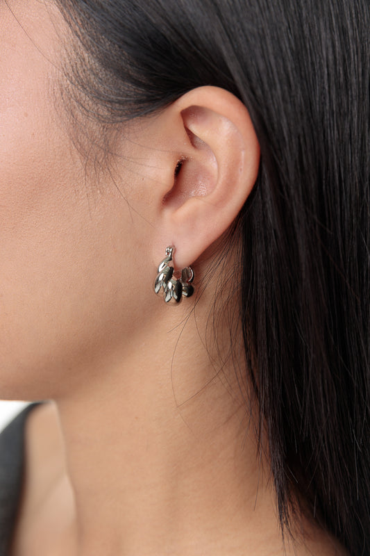 CROISSANT SHORT EARRIMGS