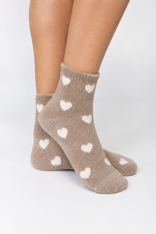 FUZZY HEART CREW SOCKS