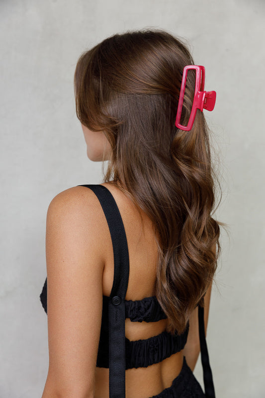 LUXE RECTANGULAR CLAW Limlim fashion accessories