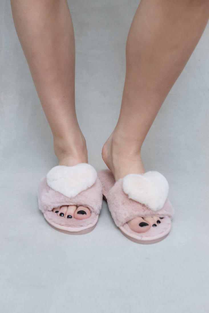 PLUSH HEART SLIPPERS Limlim fashion accessories